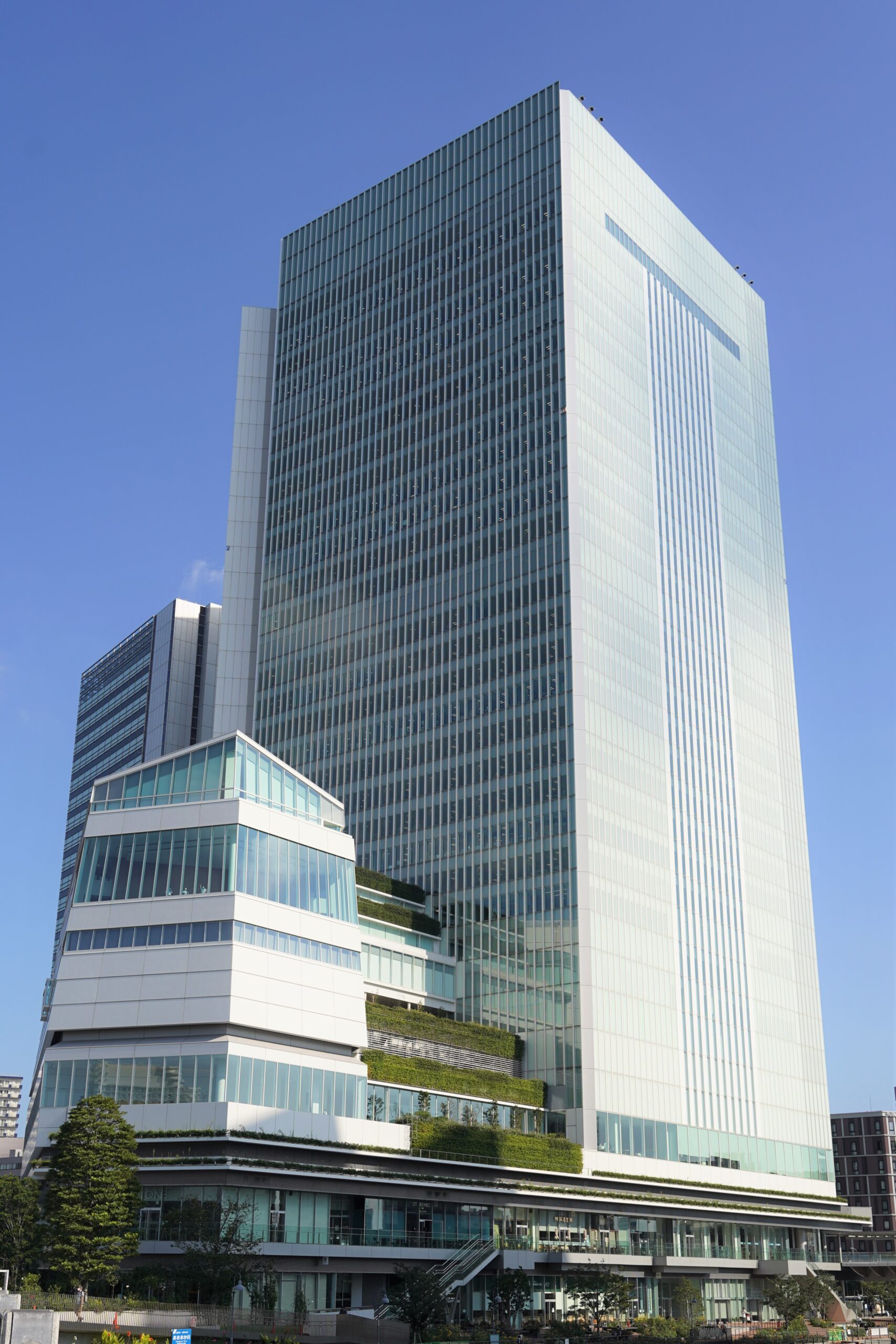 Yokohama_City_Hall_2021-8-30