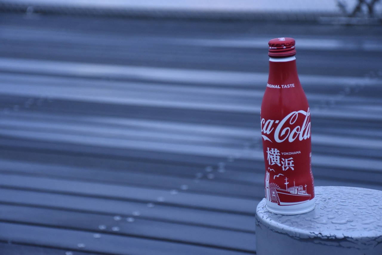 コーラ